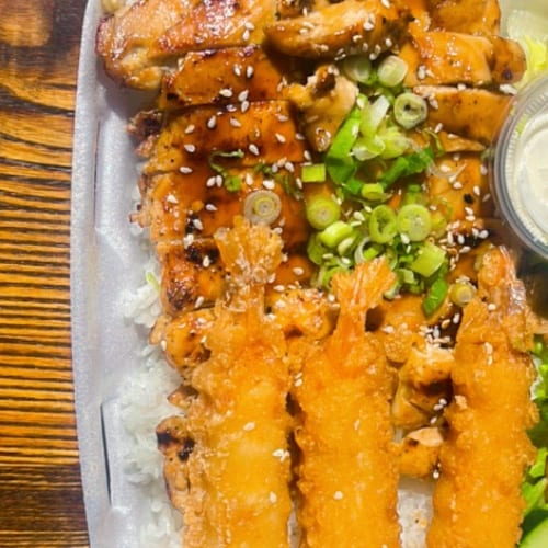 Lg Chicken & Shrimp Bowl.